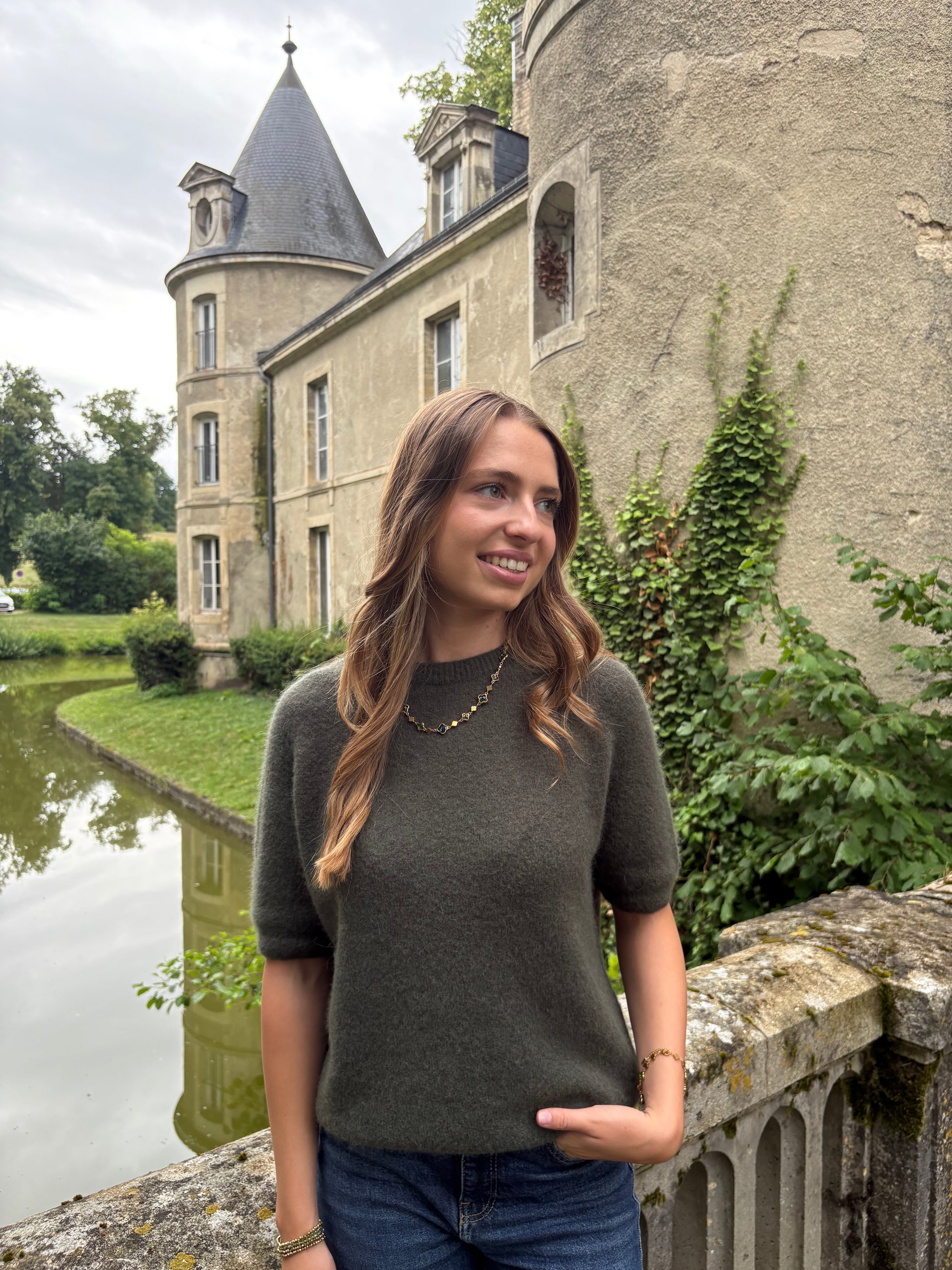 Pull kaki manches courtes