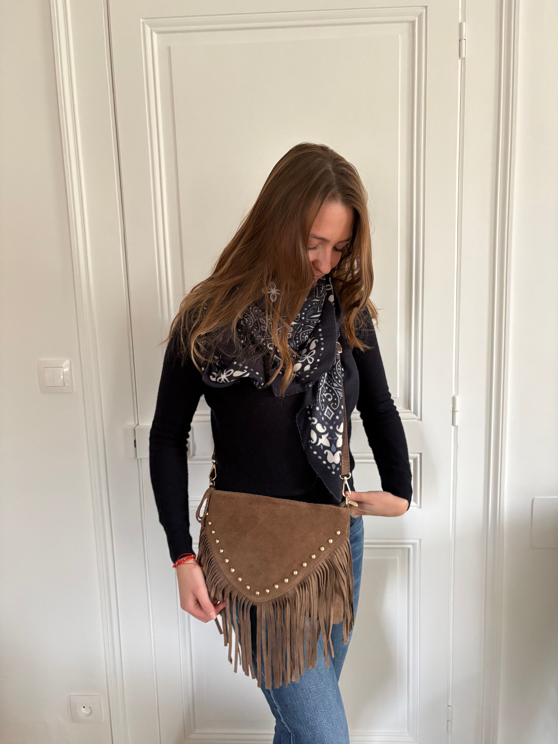 Petit sac à clous dorés