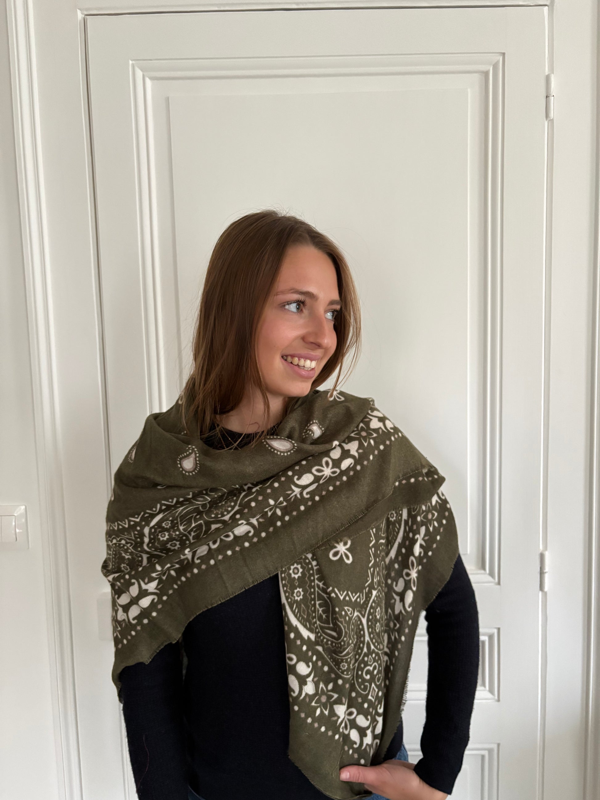 Écharpe bandana kaki à motifs