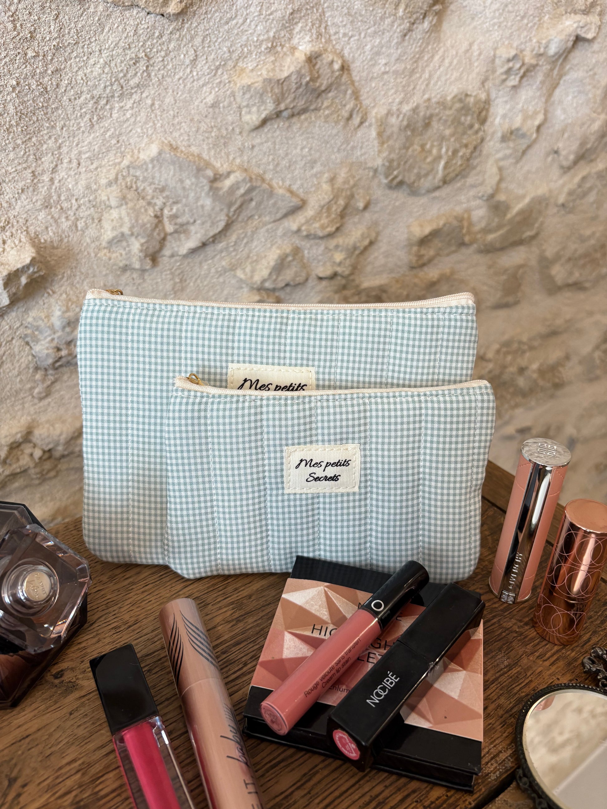 Pochettes rayées vertes