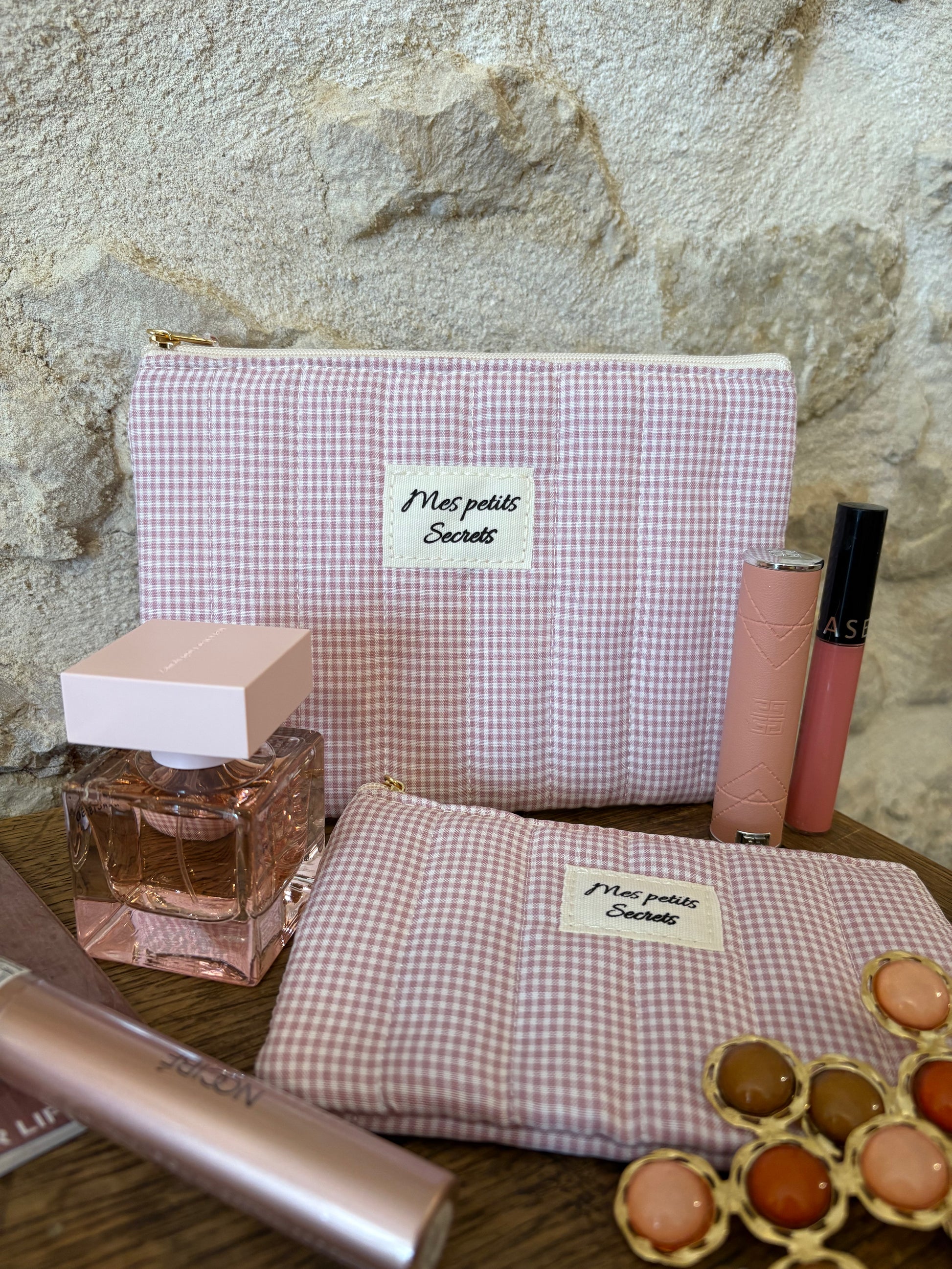 Pochettes rayées roses